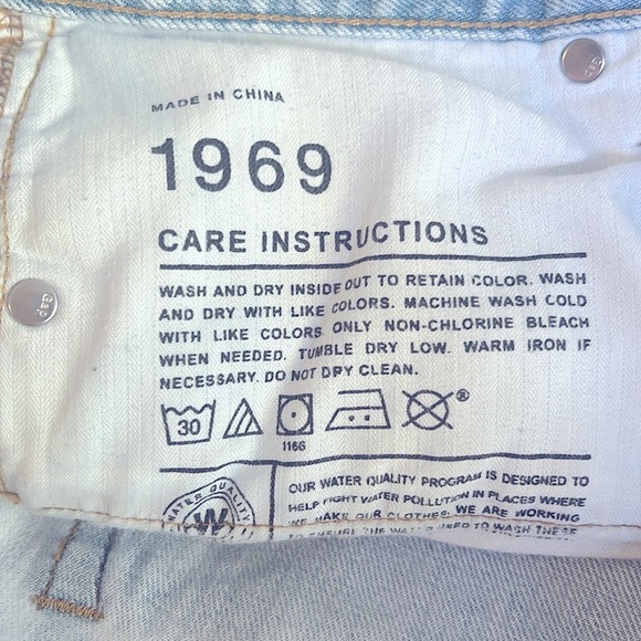 SEXY BOYFRIEND GAP 1969 Light Blue Distressed Jeans - Picture 4 of 5